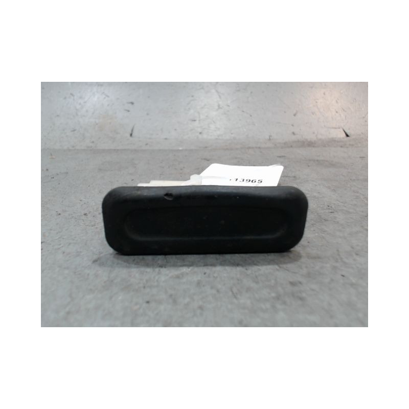 POIGNEE EXTERIEURE HAYON PEUGEOT 308