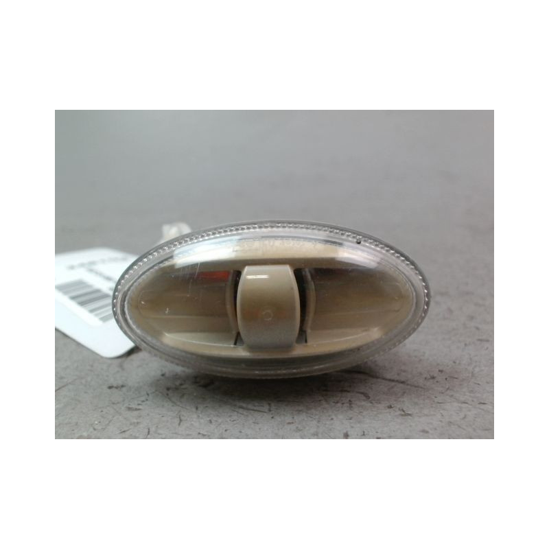 REPETITEUR AILE DROIT PEUGEOT 206 1998-2009