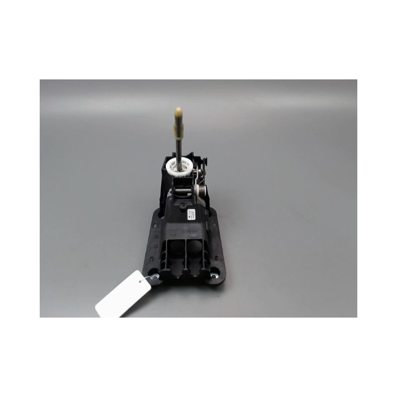 LEVIER DE VITESSES PEUGEOT 208 1.6 HDi