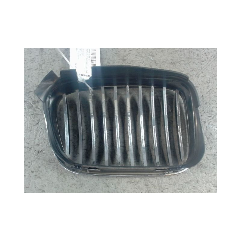 GRILLE CALANDRE GAUCHE BMW SERIE 3 (E46) 01-2005