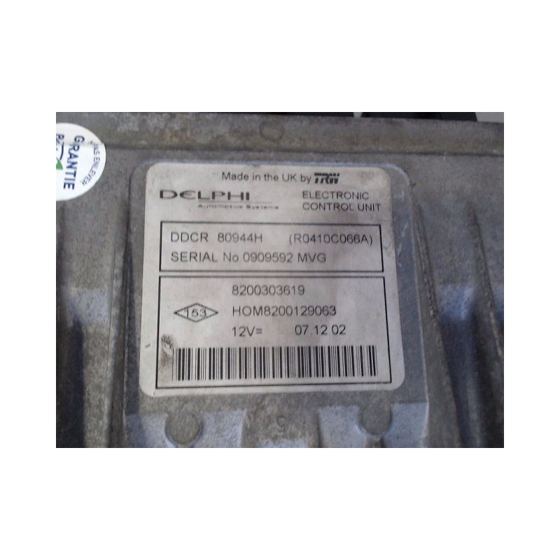 CALCULATEUR MOTEUR RENAULT CLIO