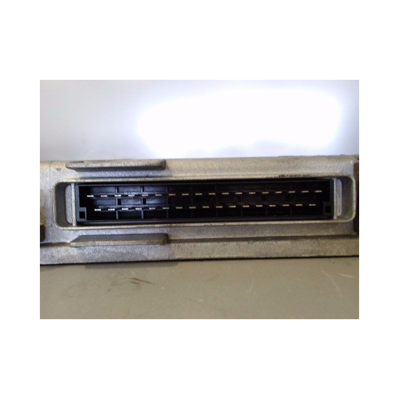 CALCULATEUR MOTEUR RENAULT TWINGO