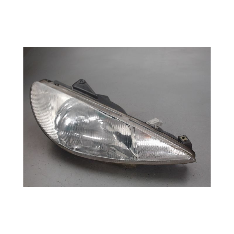 PHARE DROIT PEUGEOT 206