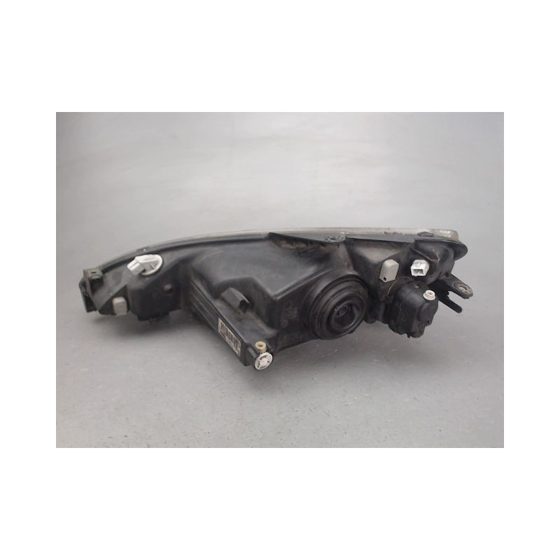 PHARE DROIT PEUGEOT 206