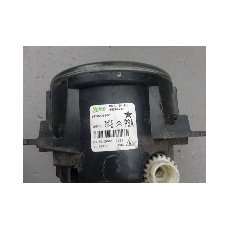PHARE ANTIBROUILLARD AVANT DROIT CITROEN C4
