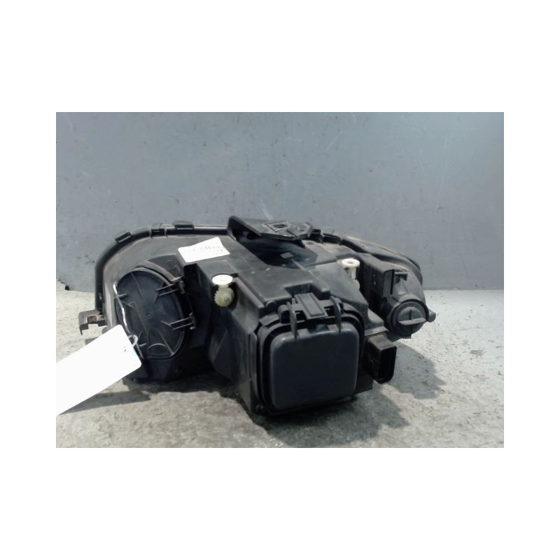 PHARE DROIT AUDI A3 2003-