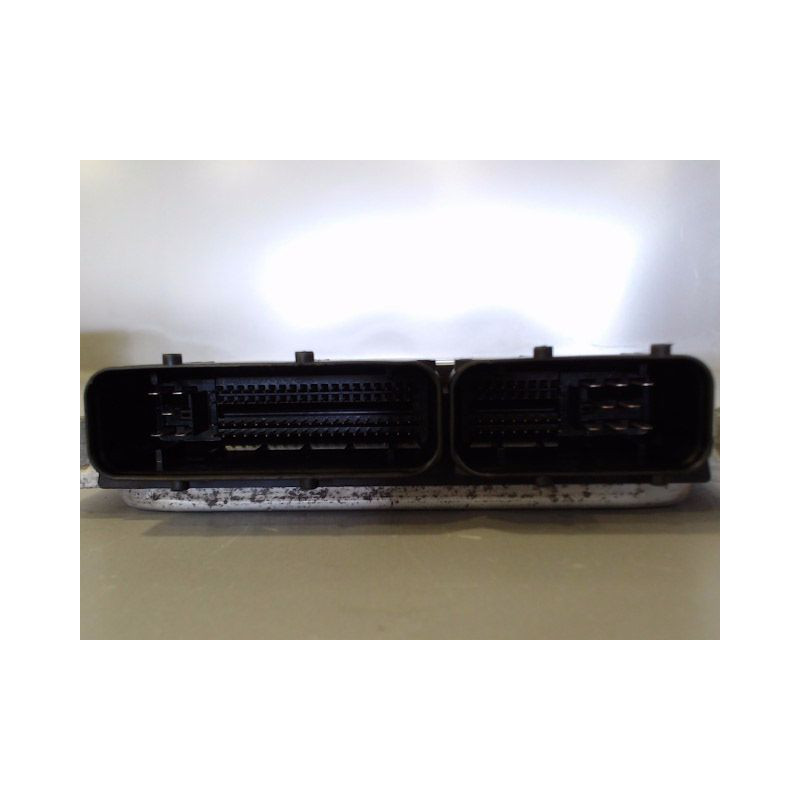 CALCULATEUR MOTEUR VOLKSWAGEN GOLF