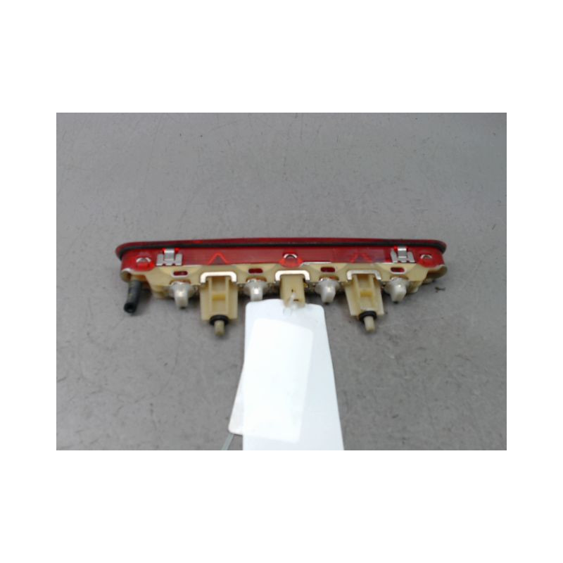 FEUX STOP SUPPLEMENTAIRE PEUGEOT 207 2006-2013