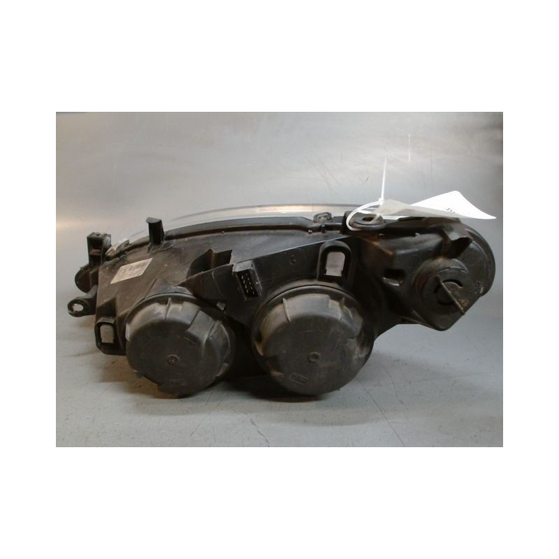PHARE DROIT PEUGEOT 307 2001-2005
