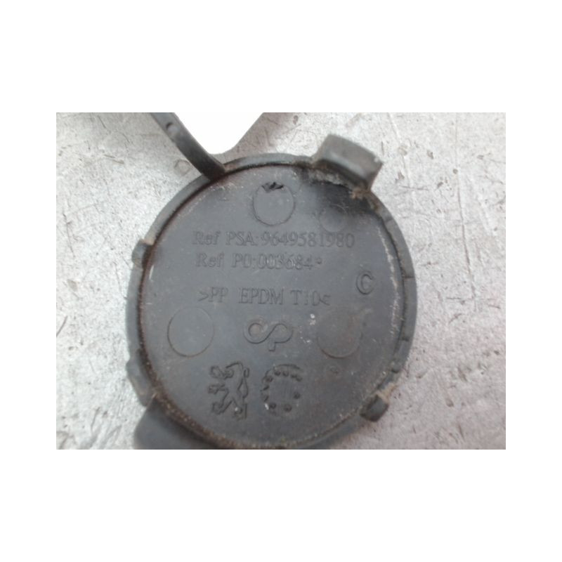 OBTURATEUR COUVRE CROCHET DE BOUCLIER AV PEUGEOT 207 2006-2013