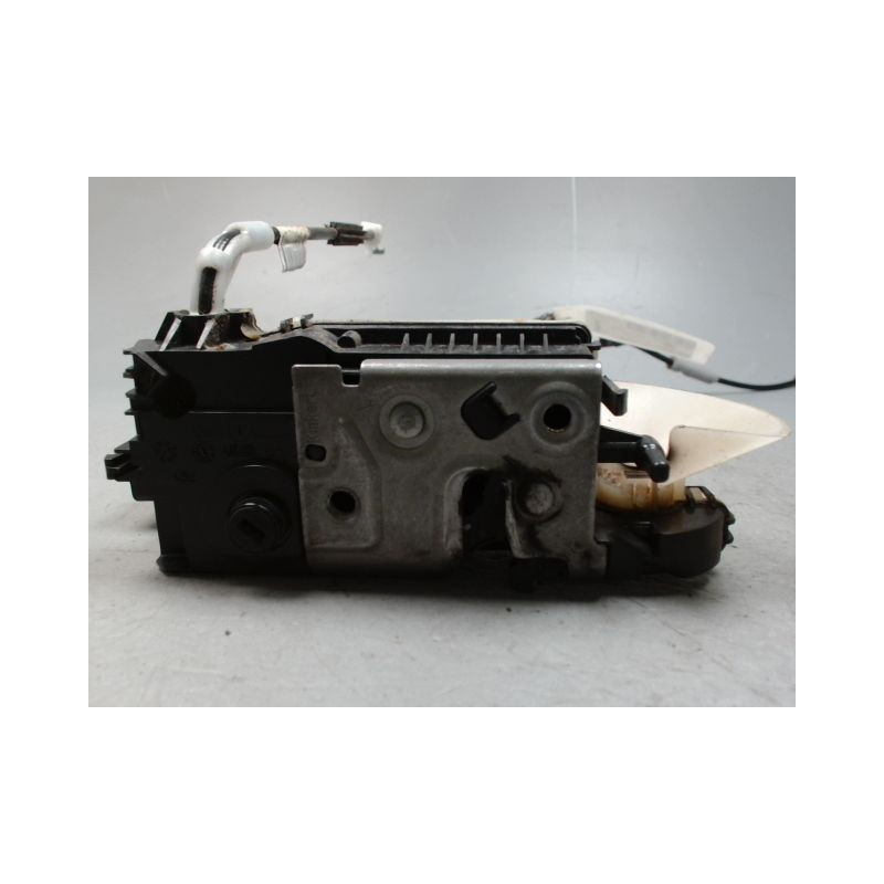 SYSTEME CONDAMNATION AVANT GAUCHE PEUGEOT 208