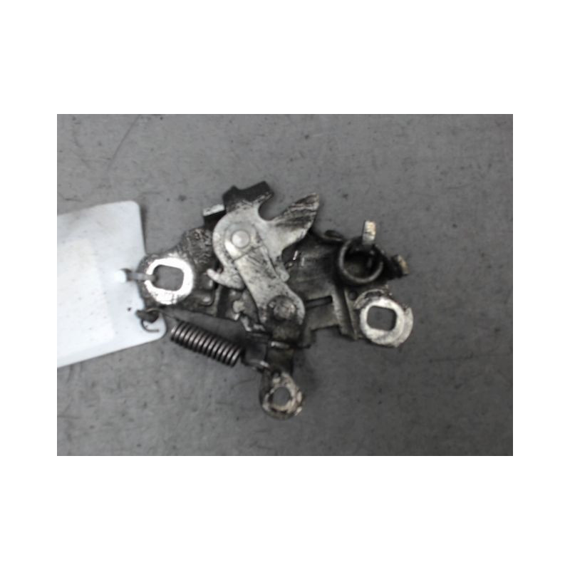 SERRURE CAPOT PEUGEOT 208