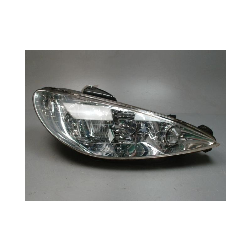 PHARE DROIT PEUGEOT 206 3P