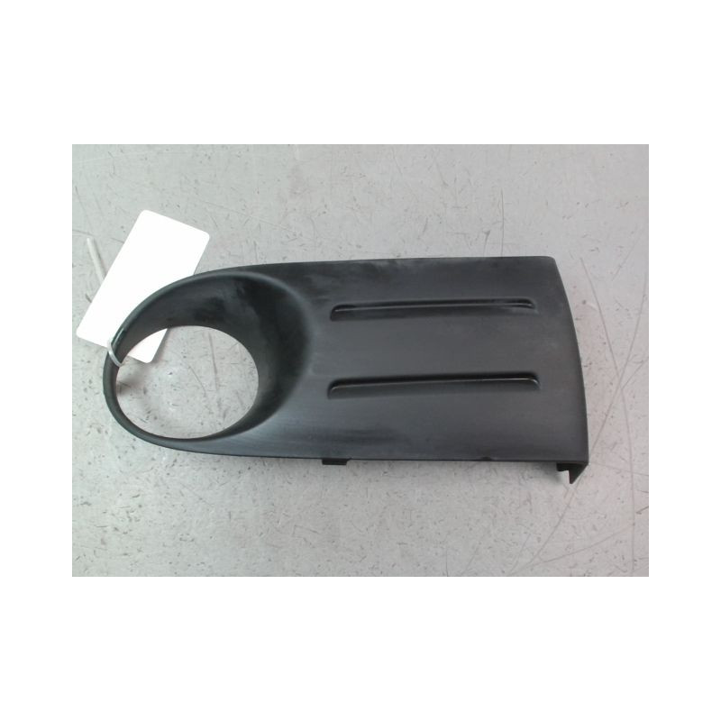 ENJOLIVEUR PARE-CHOC AVD CITROEN XSARA PICASSO MONOSP. 1999-2010