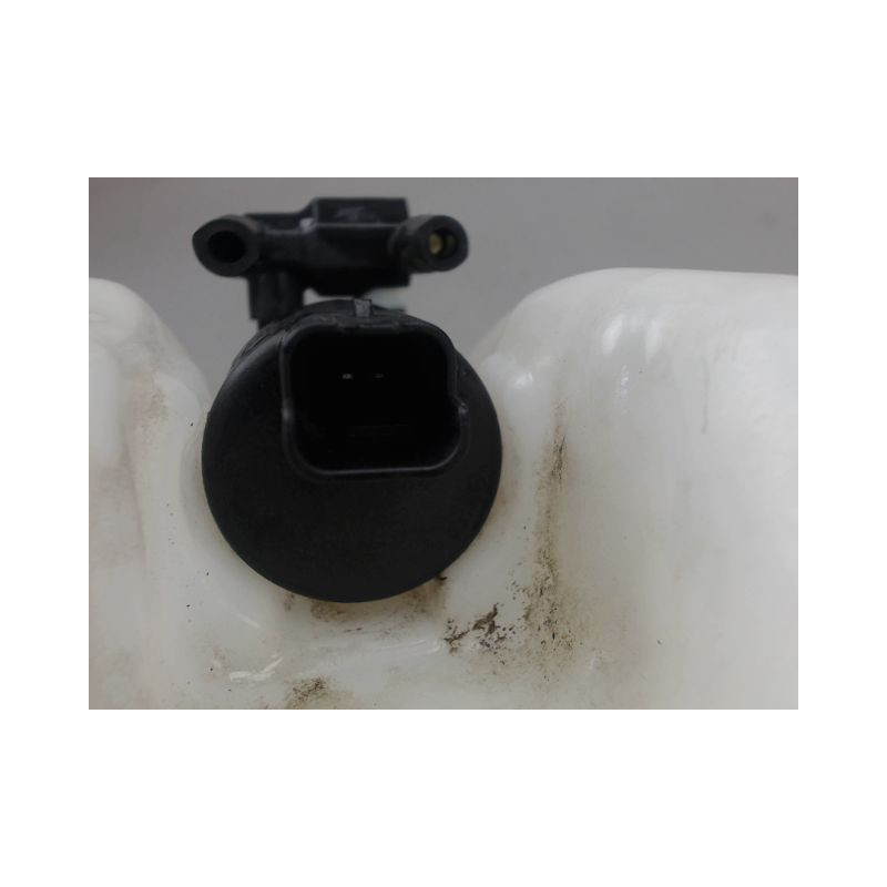 RESERVOIR LAVE-GLACE AVANT CITROEN C3
