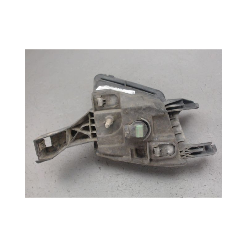 PHARE ANTIBROUILLARD AVANT DROIT PEUGEOT 407