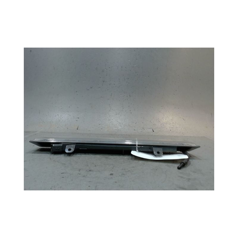 FEUX STOP SUPPLEMENTAIRE PEUGEOT 208