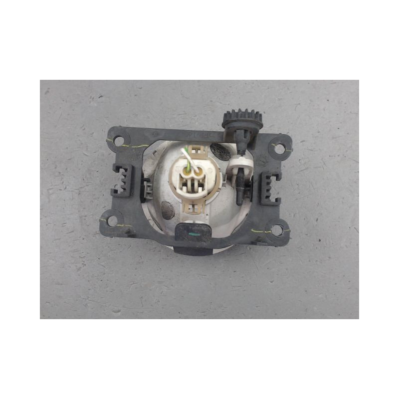 PHARE ANTIBROUILLARD AVANT DROIT PEUGEOT 208