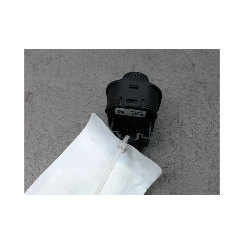COMMANDE RETROVISSEUR EXTERIEUR ELECTRIQUE VOLKSWAGEN GOLF VI 2008-2013
