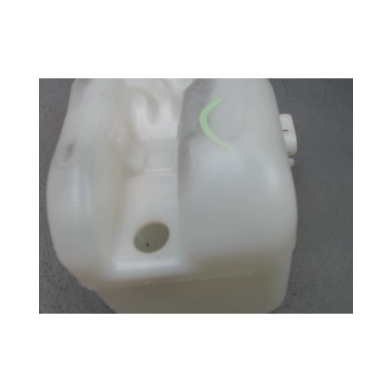 RESERVOIR LAVE-GLACE AVANT PEUGEOT 207 2006-2013