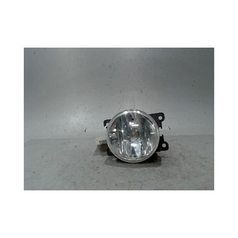 PHARE ANTIBROUILLARD AVANT DROIT PEUGEOT 208 1.2I PURETECH 12V -