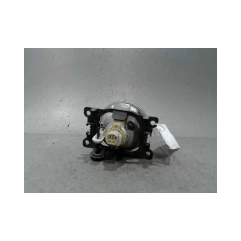 PHARE ANTIBROUILLARD AVANT DROIT PEUGEOT 208 1.2I PURETECH 12V -