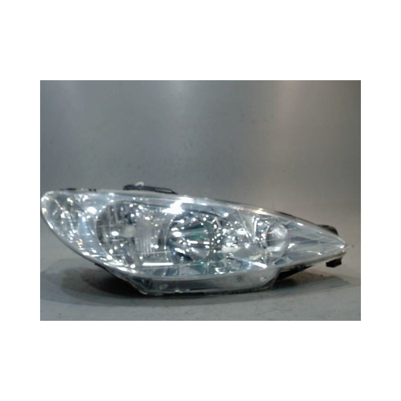 PHARE DROIT PEUGEOT 206