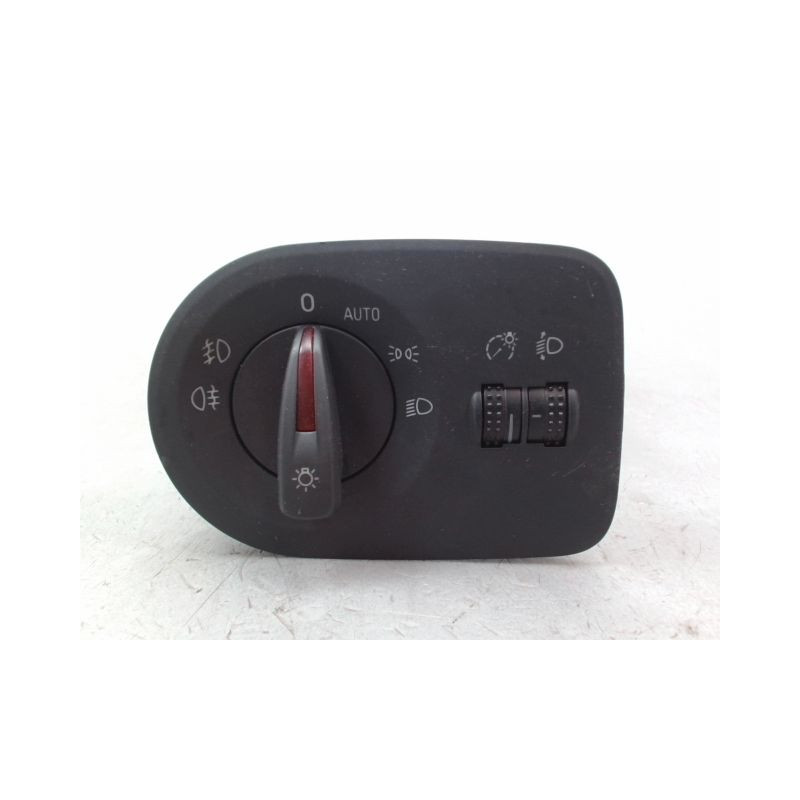 INTERIEUR COMMANDE PHARES SEAT IBIZA IV Phase 2 (6J) 2012-...