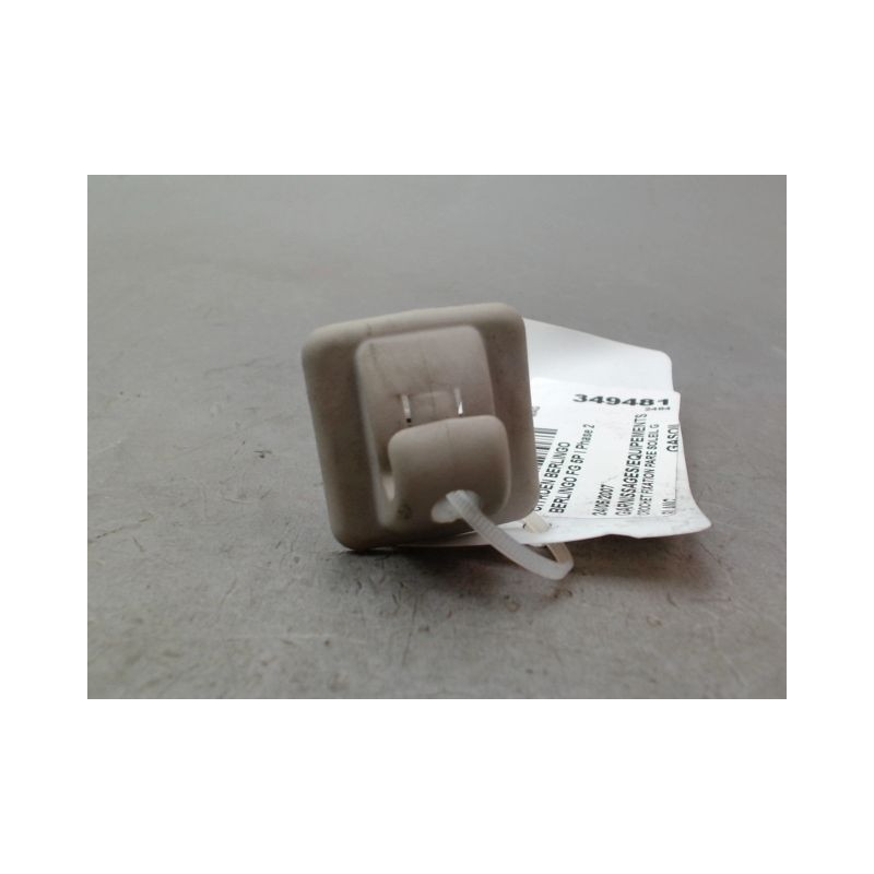 CROCHET FIXATION PARE SOLEIL G CITROEN BERLINGO FG I Phase 2 (M59) 2002-2011