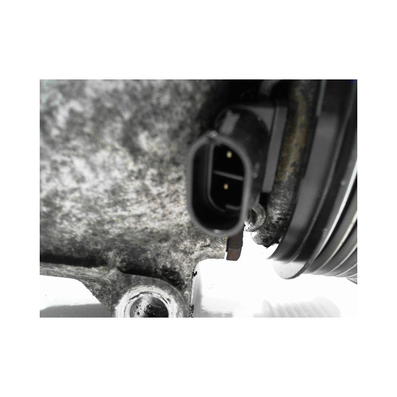 COMPRESSEUR AIR CONDITIONNE RENAULT LAGUNA II ESTATE 00-05