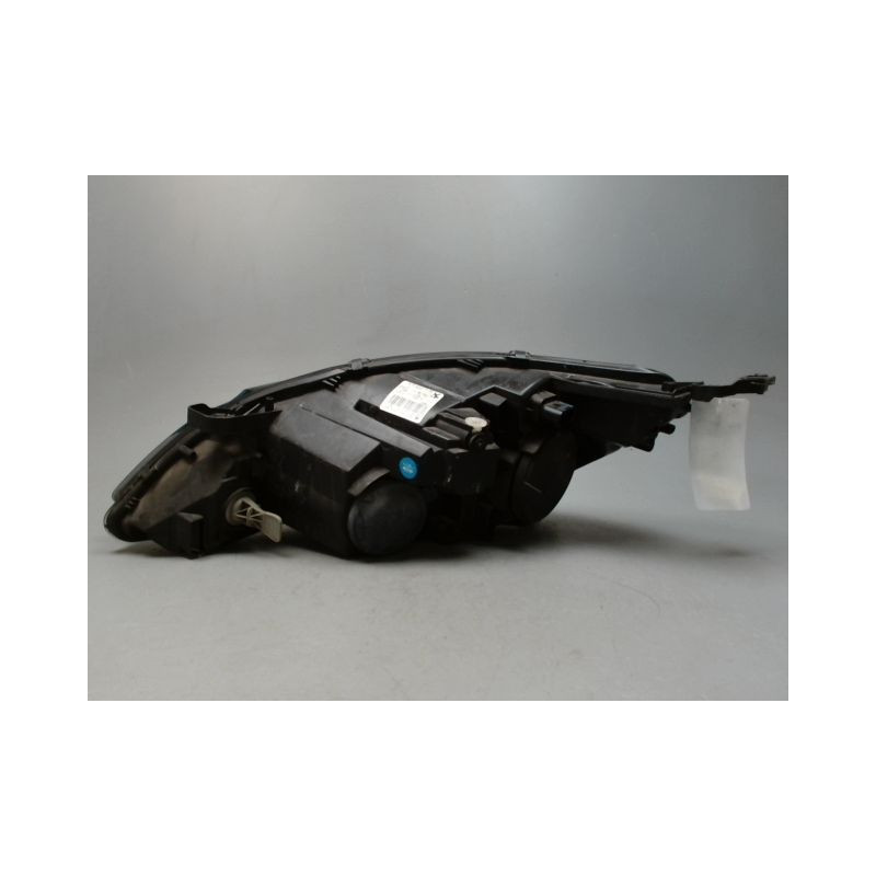 PHARE DROIT PEUGEOT 308