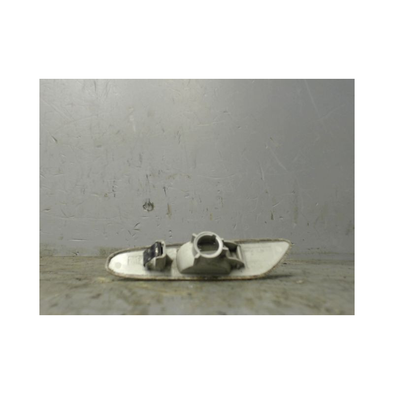 REPETITEUR AILE GAUCHE B.M.W. SERIE 1
