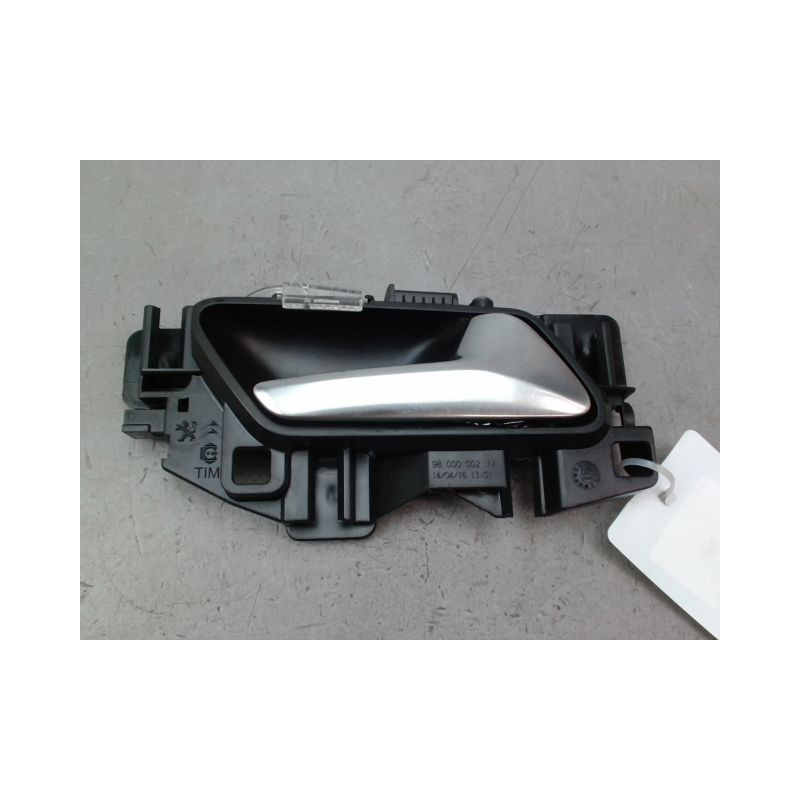 POIGNEE INTERIEURE PORTE AVANT DROIT PEUGEOT 308 2009-