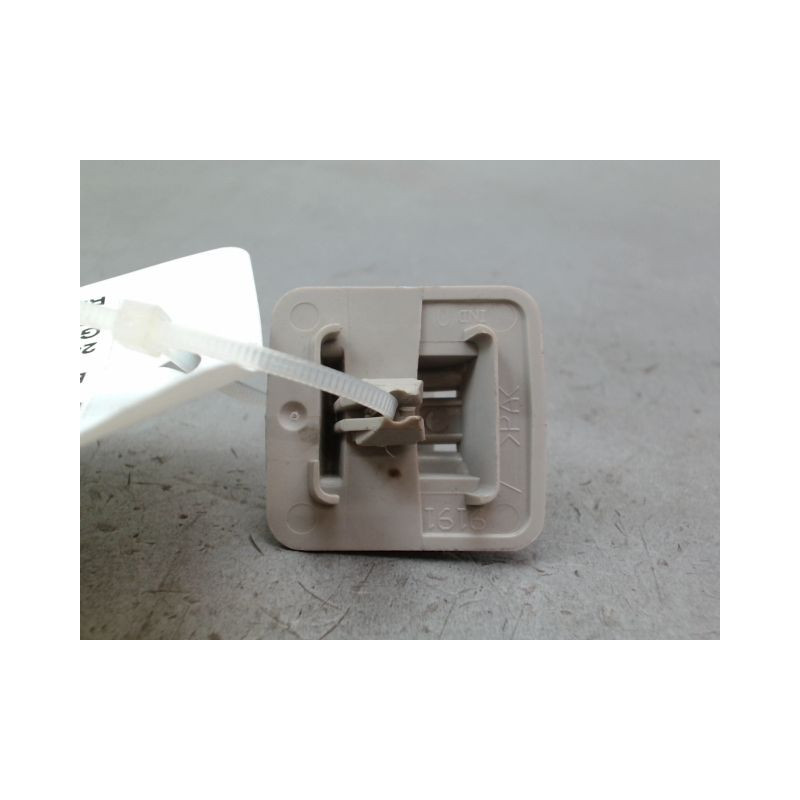 CROCHET FIXATION PARE SOLEIL D CITROEN BERLINGO FG I Phase 2 (M59) 2002-2011