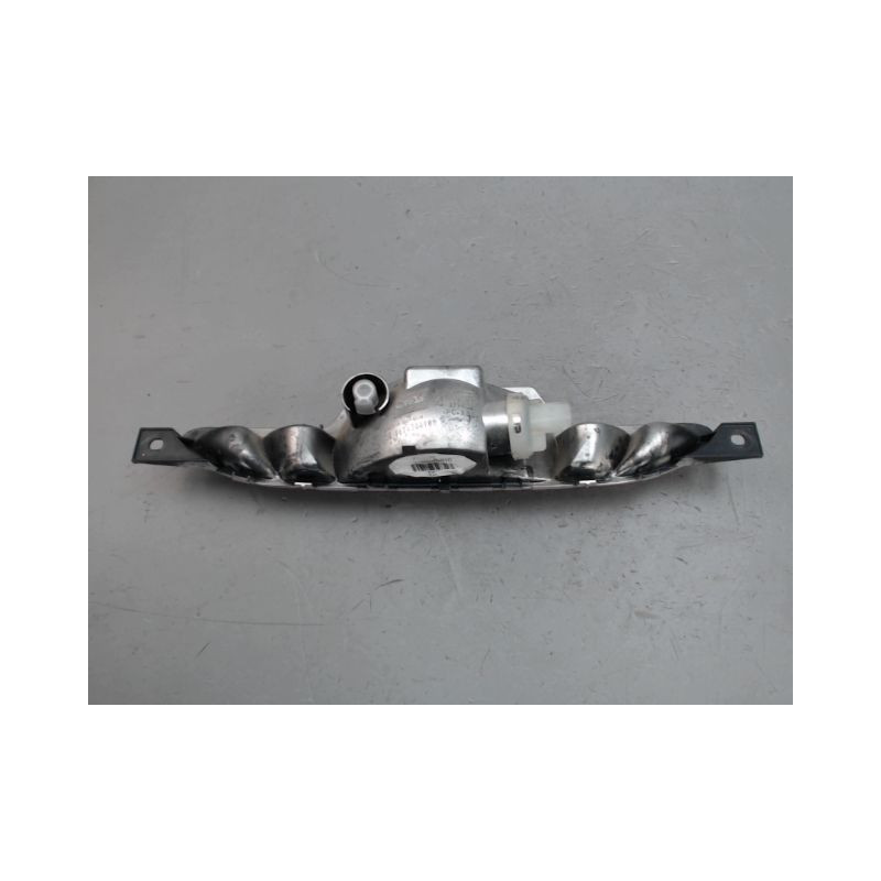 FEU BROUILLARD CENTRAL ARRIERE PEUGEOT 208