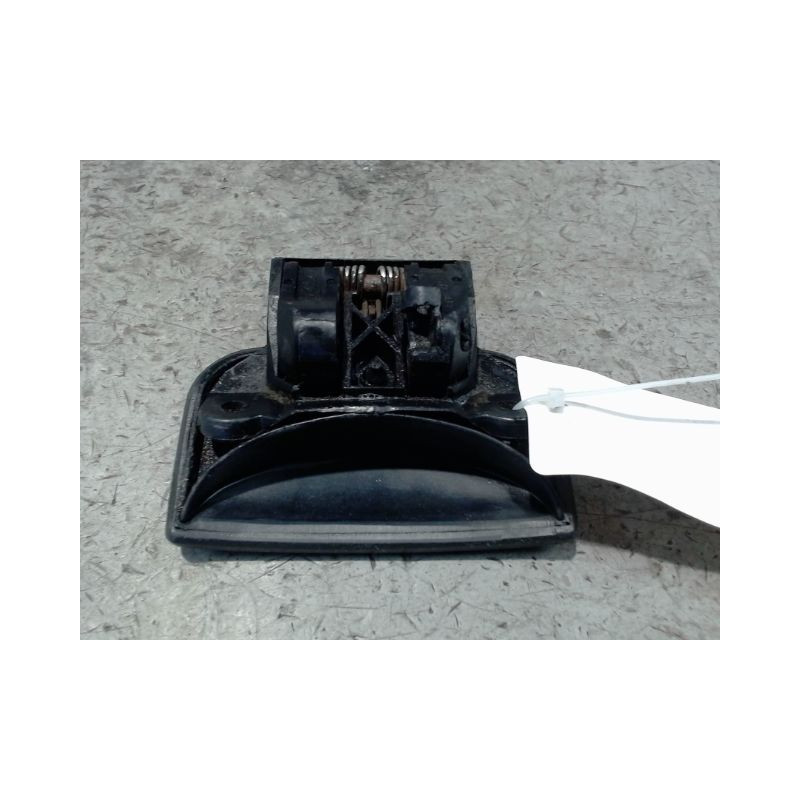 POIGNEE EXTERIEURE PORTE AVANT GAUCHE CITROEN SAXO 99-