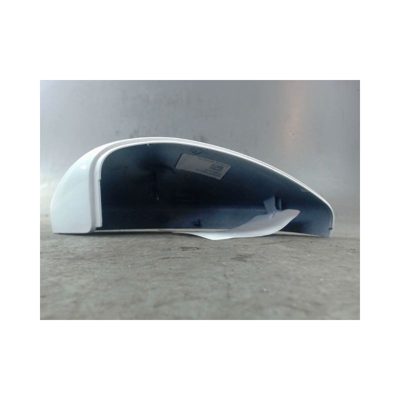 CARENAGE RETROVISEUR EXTERIEUR DROIT PEUGEOT 208