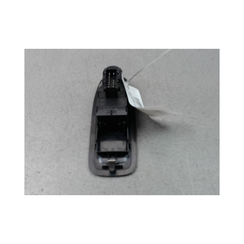 COMMANDE LEVE-GLACE PORTE AVG PEUGEOT 208 Phase 1 2012-...