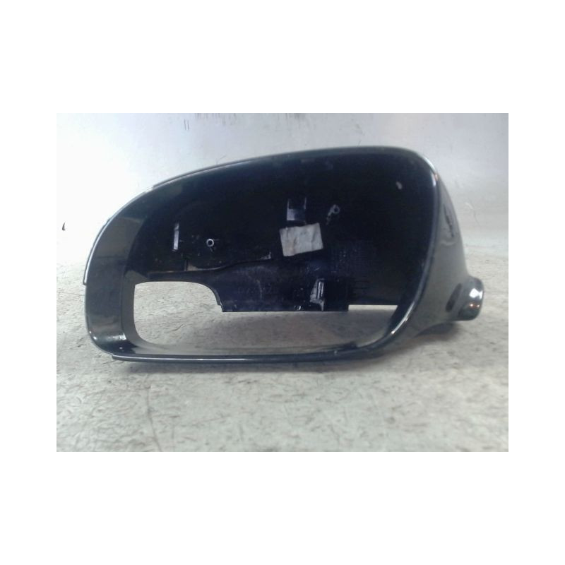 CARENAGE RETROVISEUR EXTERIEUR GAUCHE VOLKSWAGEN TOURAN 09-
