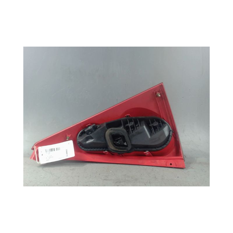 FEU ARRIERE GAUCHE  PEUGEOT 107 5P