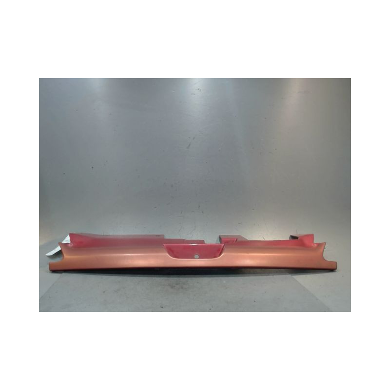 CALANDRE PEUGEOT 306