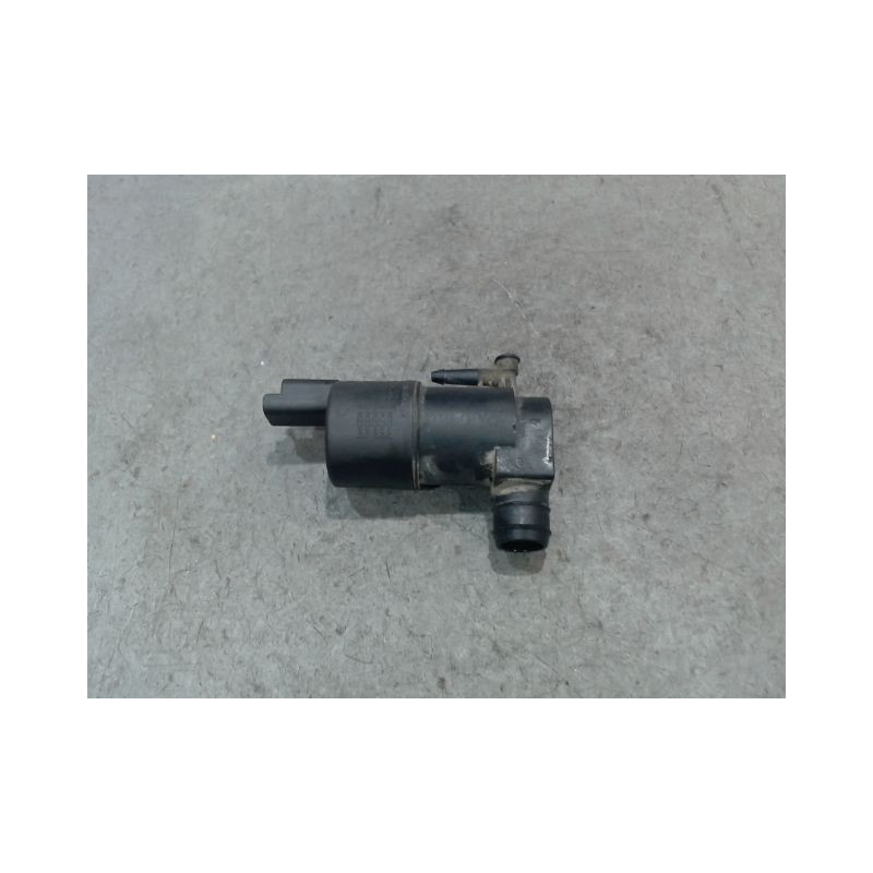 POMPE LAVE-GLACE AVANT RENAULT MASTER