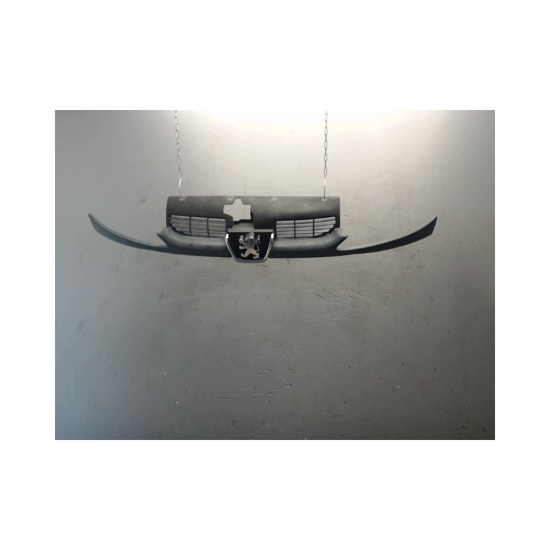 CALANDRE PEUGEOT 206