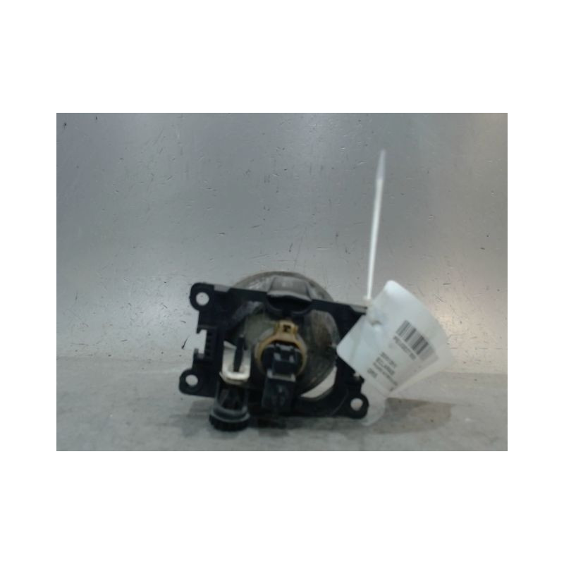 PHARE ANTIBROUILLARD AVANT GAUCHE PEUGEOT 5008