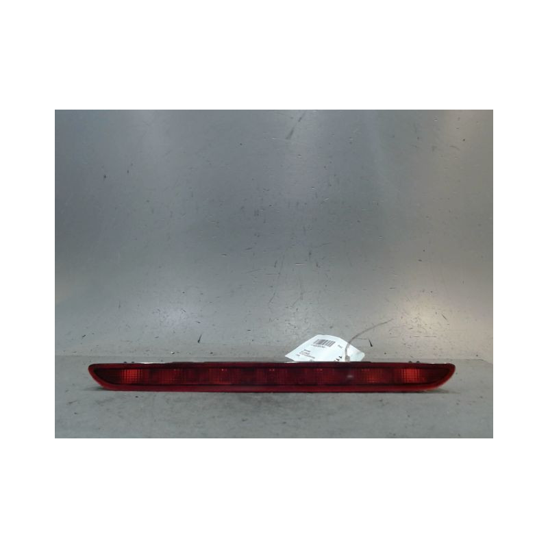 FEUX STOP SUPPLEMENTAIRE CITROEN BERLINGO