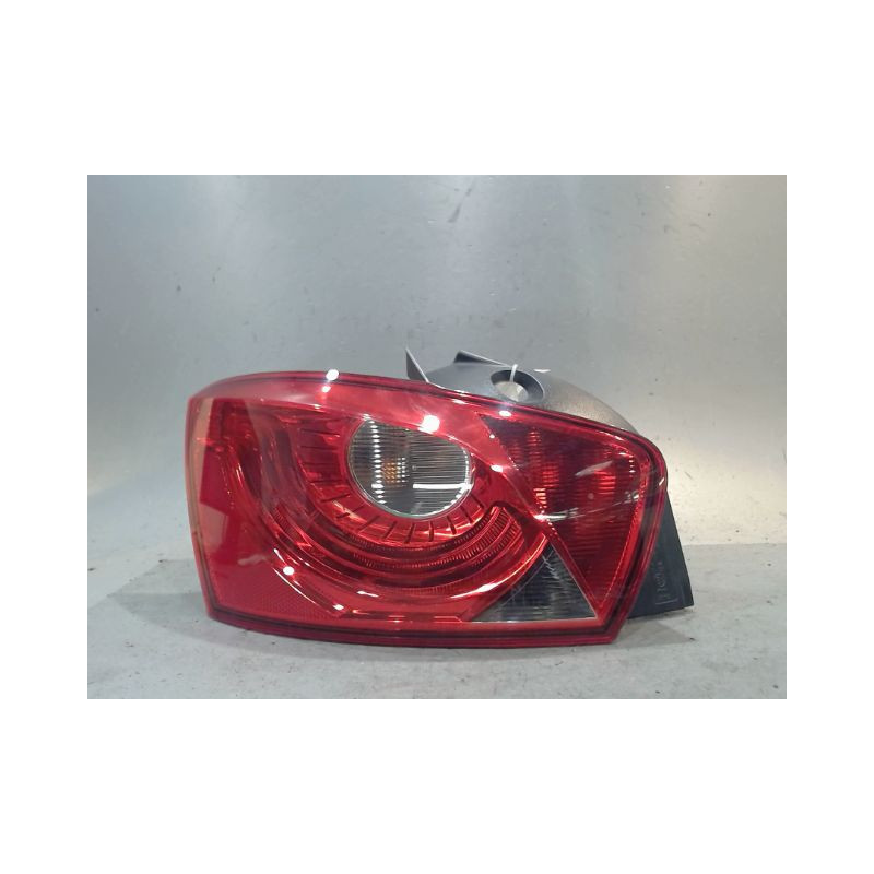 FEU ARRIERE GAUCHE  SEAT IBIZA