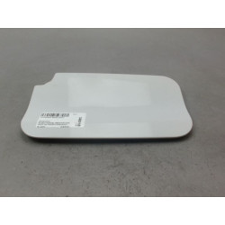 VOLET DE TRAPPE CARBURANT