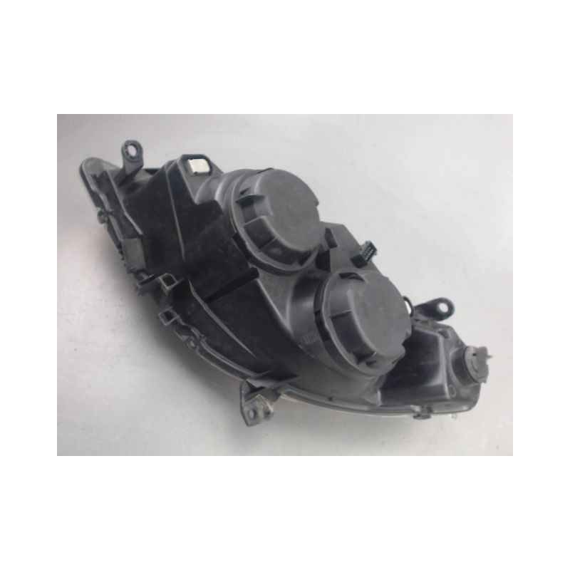 PHARE DROIT PEUGEOT 307