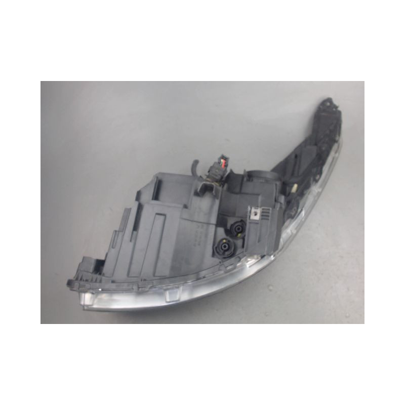 PHARE DROIT PEUGEOT 3008