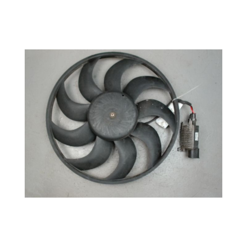MOTEUR VENTILATEUR RADIATEUR B.M.W. SERIE 1